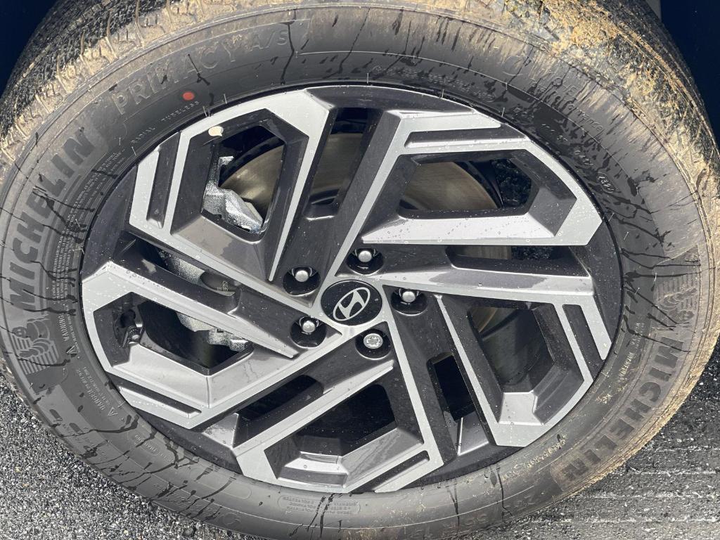 new 2025 Hyundai TUCSON Hybrid car, priced at $43,020