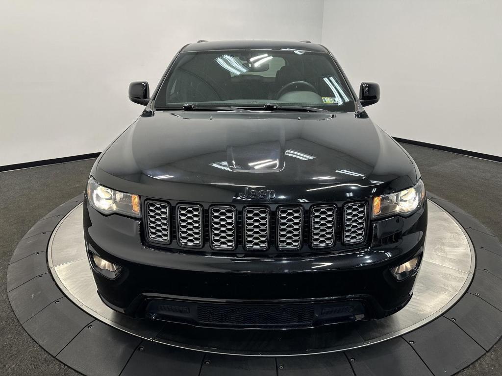 used 2019 Jeep Grand Cherokee car, priced at $23,595