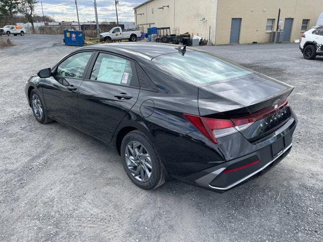 new 2024 Hyundai Elantra car, priced at $25,780