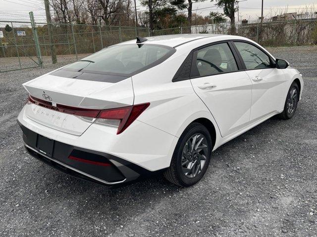 new 2024 Hyundai Elantra car, priced at $25,780