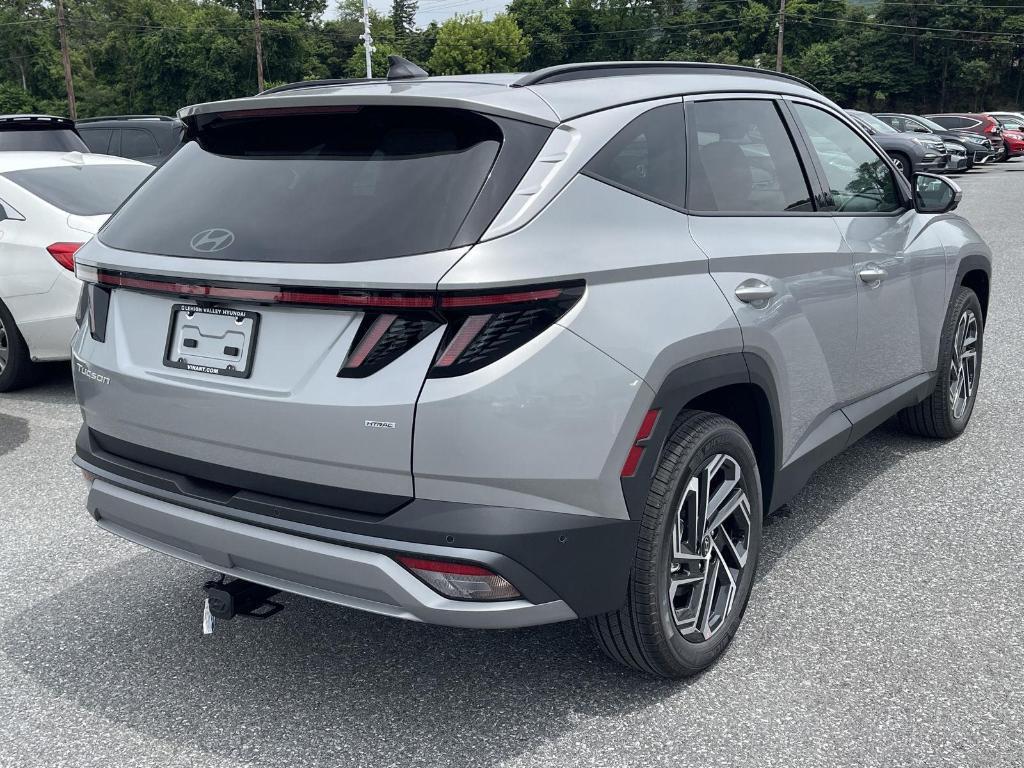 new 2025 Hyundai Tucson car, priced at $40,945