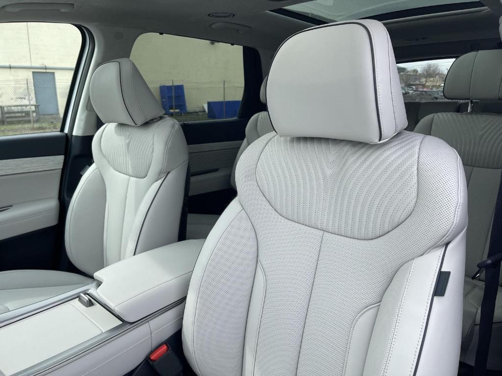 new 2025 Hyundai Palisade car, priced at $54,123