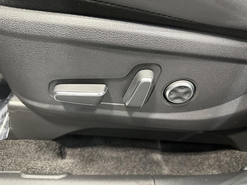 used 2025 Hyundai Palisade car, priced at $45,495