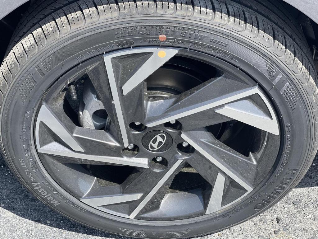 new 2025 Hyundai Elantra car, priced at $24,339