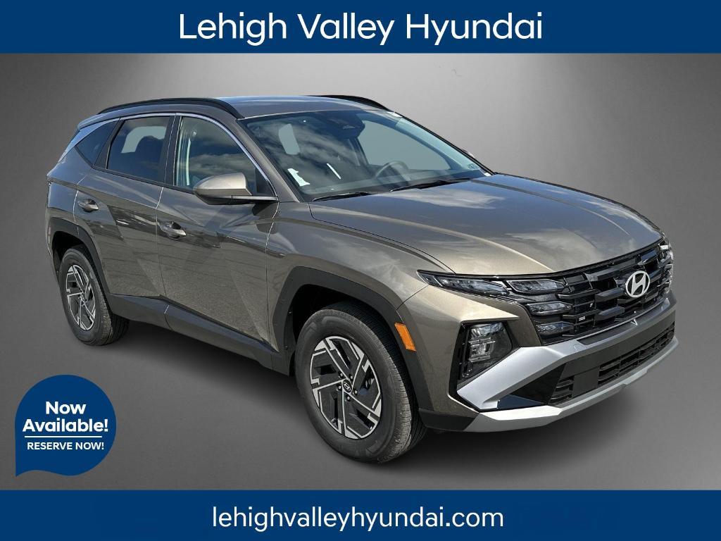 new 2025 Hyundai TUCSON Hybrid car, priced at $35,157