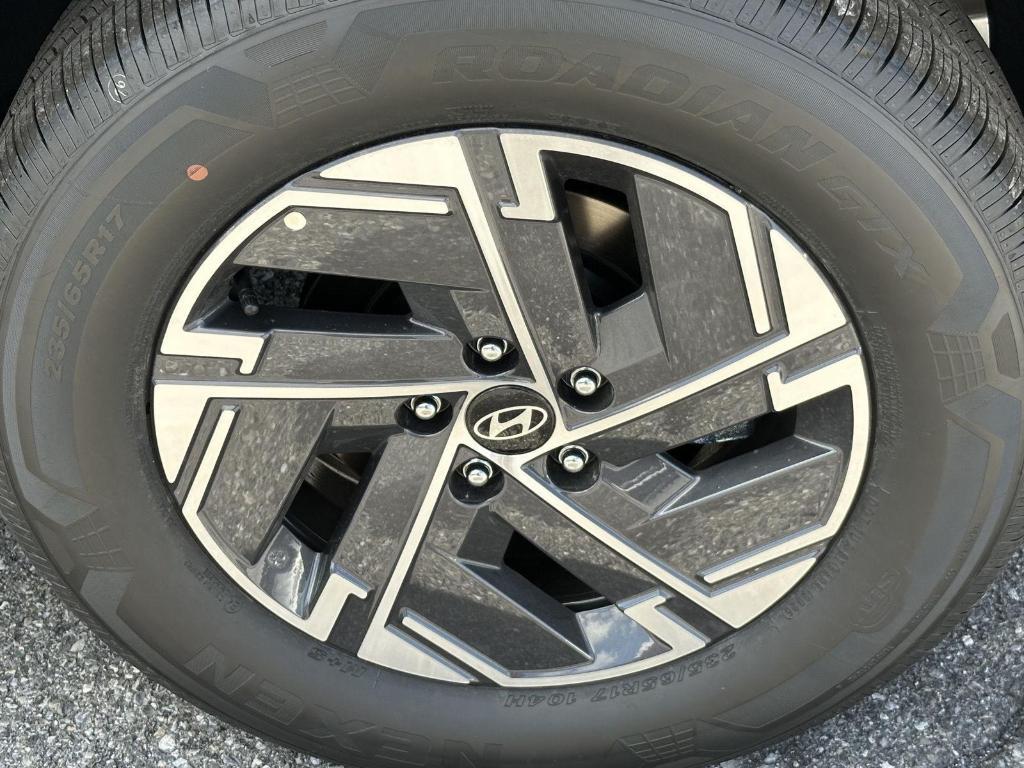 new 2025 Hyundai TUCSON Hybrid car, priced at $35,157