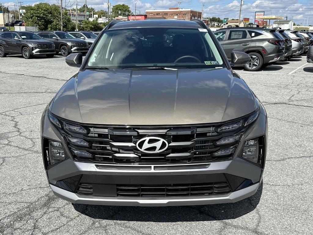 new 2025 Hyundai TUCSON Hybrid car, priced at $35,157