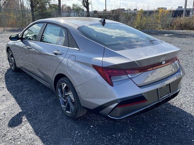 new 2025 Hyundai Elantra car, priced at $27,280