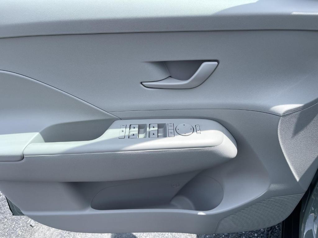 new 2025 Hyundai Kona car, priced at $27,694