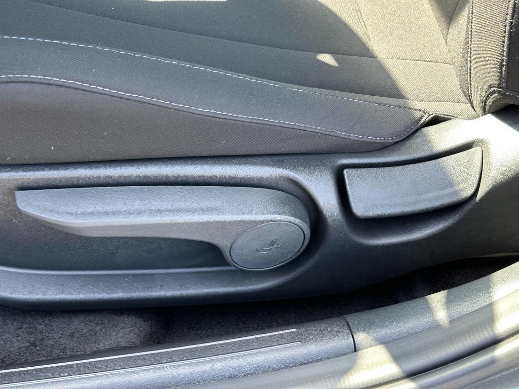 new 2025 Hyundai Elantra car, priced at $24,485