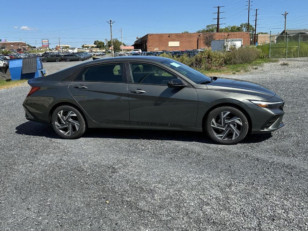 new 2025 Hyundai Elantra car, priced at $24,485