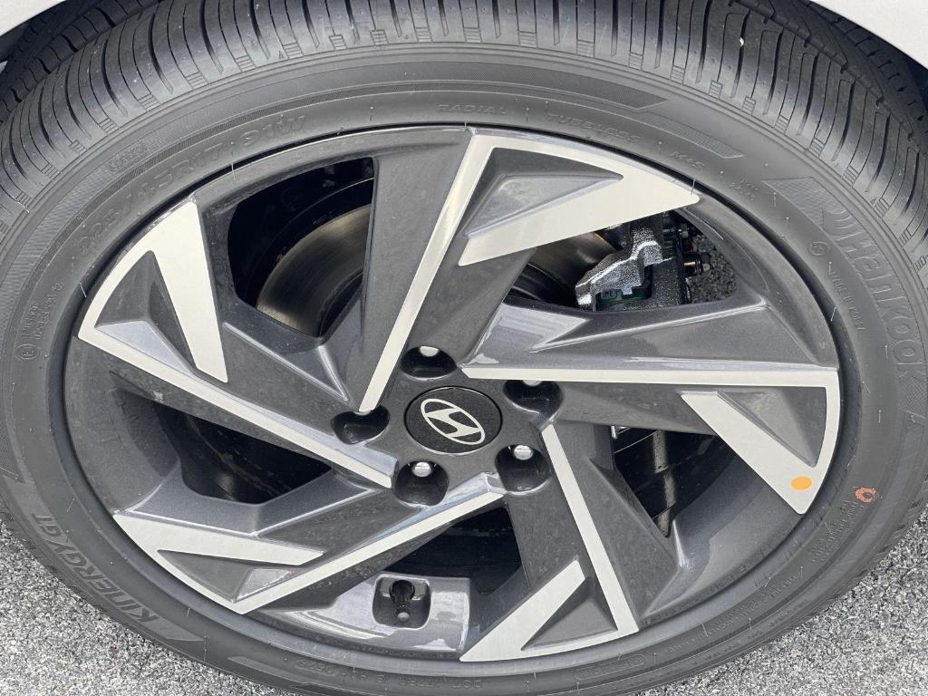 new 2025 Hyundai ELANTRA HEV car, priced at $31,090