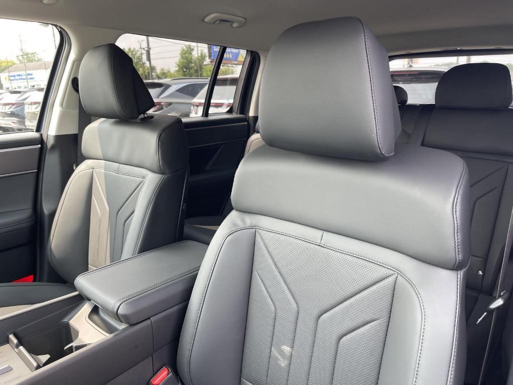 new 2026 Hyundai Santa Fe car, priced at $39,628