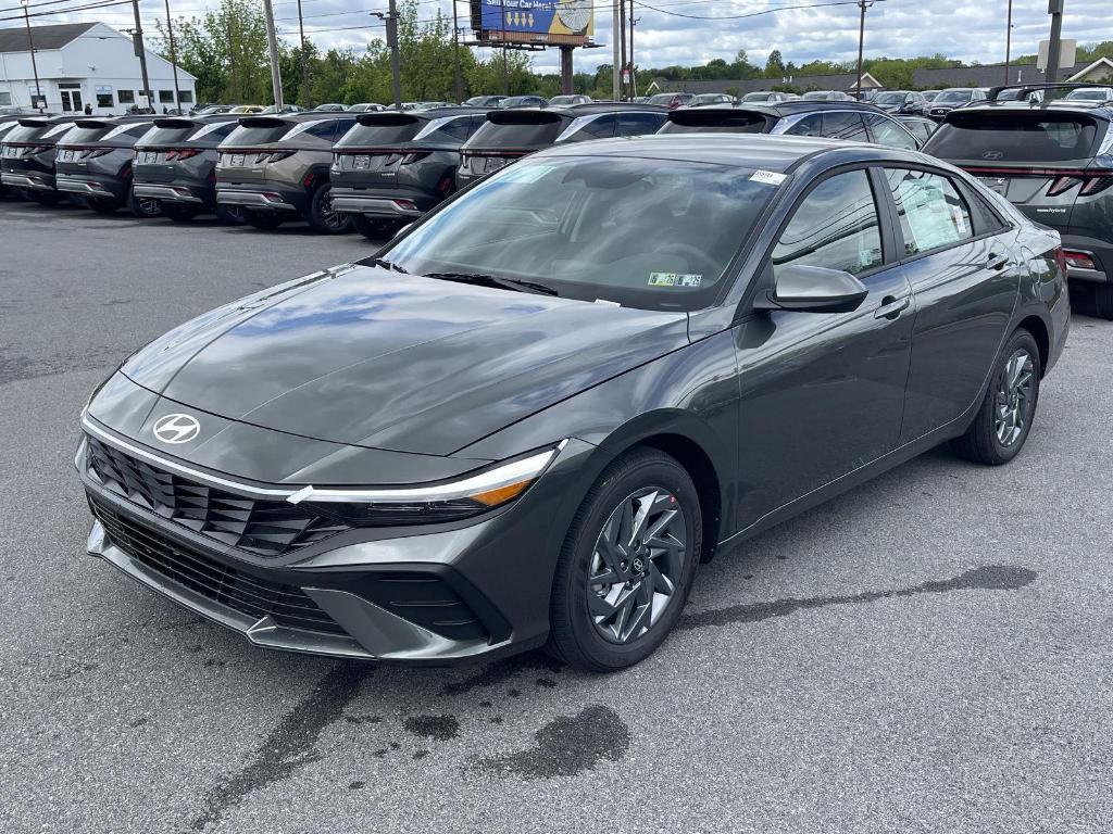 new 2025 Hyundai ELANTRA HEV car, priced at $26,603