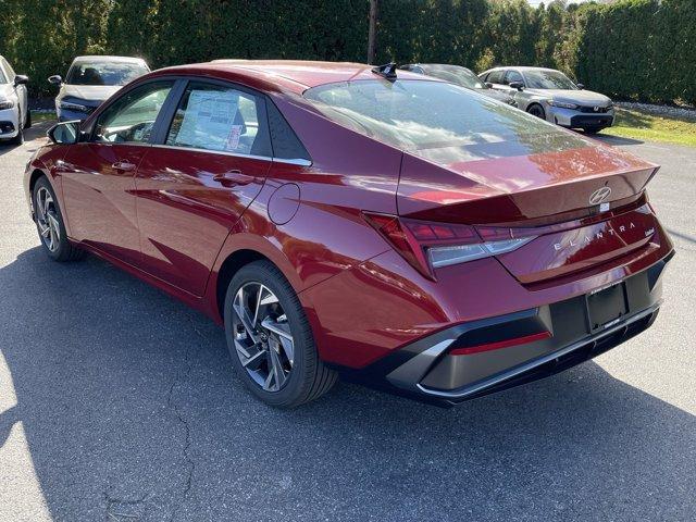 new 2025 Hyundai Elantra car, priced at $28,660