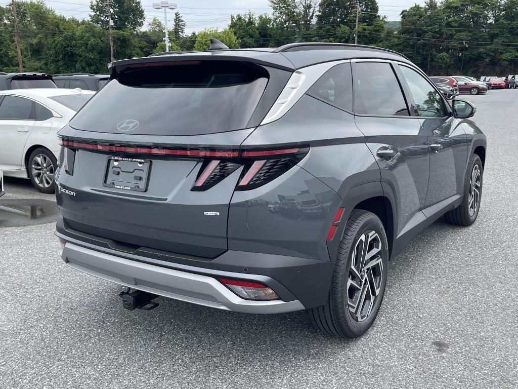 new 2025 Hyundai Tucson car, priced at $40,945