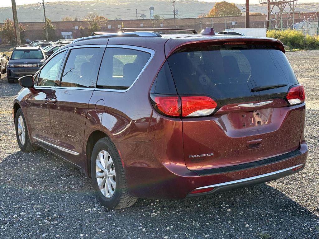 used 2018 Chrysler Pacifica car, priced at $14,695