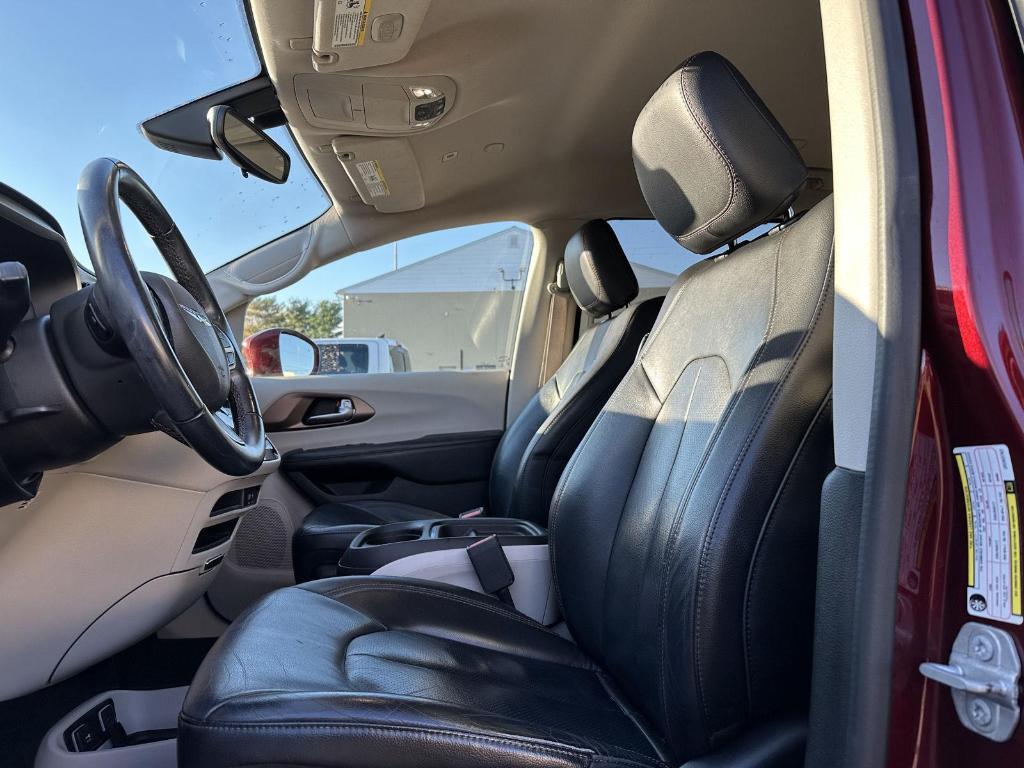 used 2018 Chrysler Pacifica car, priced at $14,695