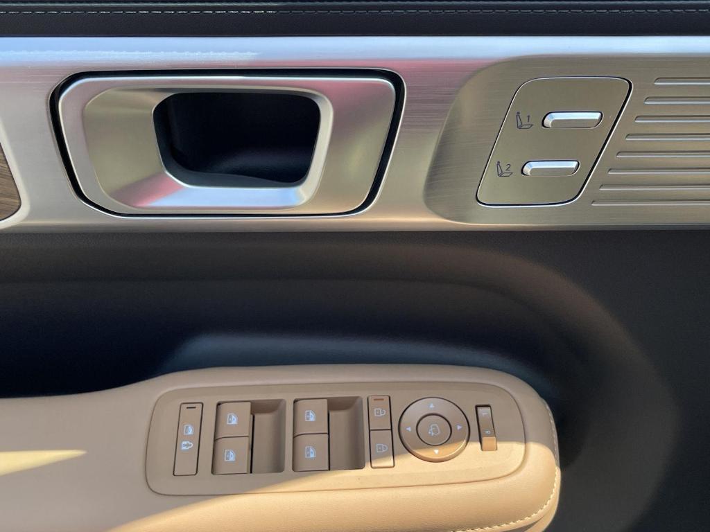 new 2026 Hyundai SANTA FE HEV car, priced at $51,612