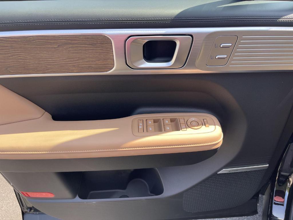 new 2026 Hyundai SANTA FE HEV car, priced at $51,612