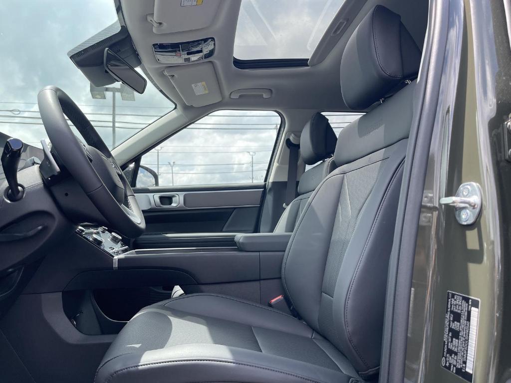 new 2025 Hyundai Santa Fe car, priced at $41,868