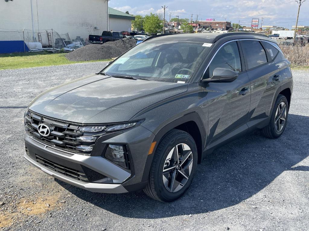 new 2025 Hyundai TUCSON Hybrid car, priced at $37,686