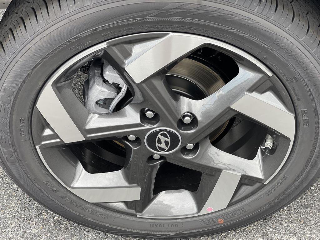 new 2026 Hyundai Venue car, priced at $24,185