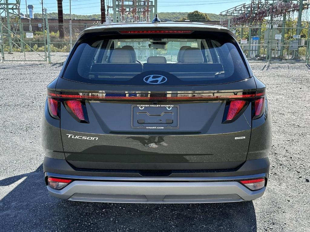 new 2026 Hyundai Tucson car, priced at $32,357