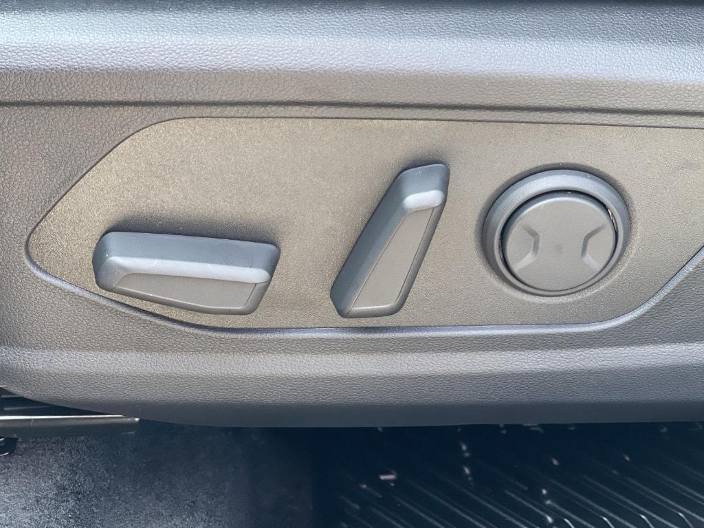 new 2026 Hyundai TUCSON Hybrid car, priced at $44,555