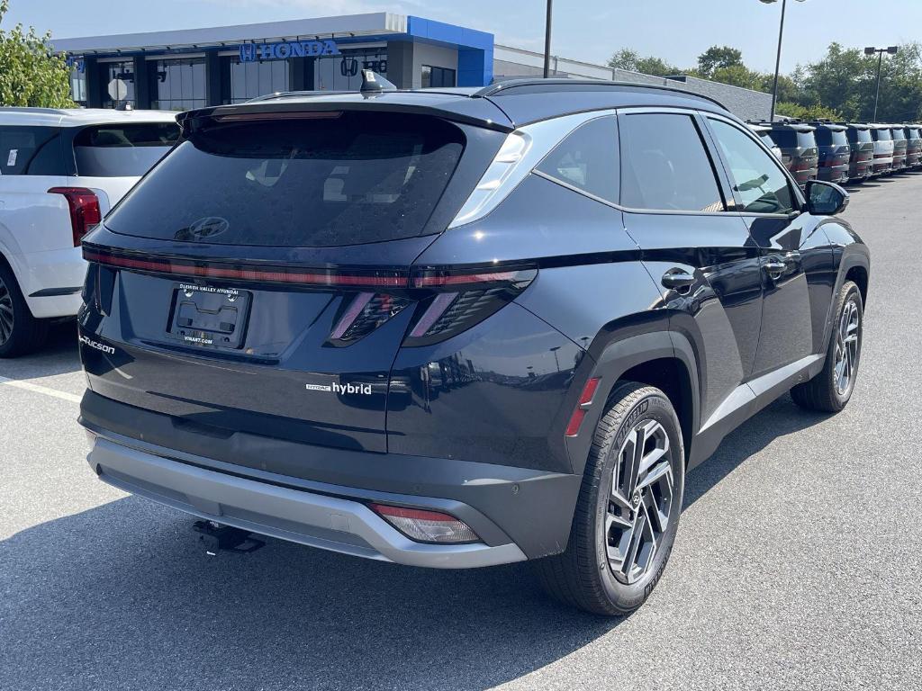 new 2026 Hyundai TUCSON Hybrid car, priced at $44,555