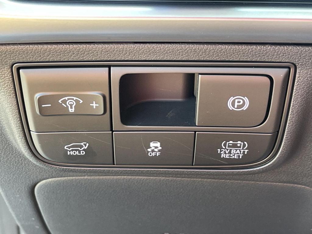 new 2026 Hyundai TUCSON Hybrid car, priced at $44,555