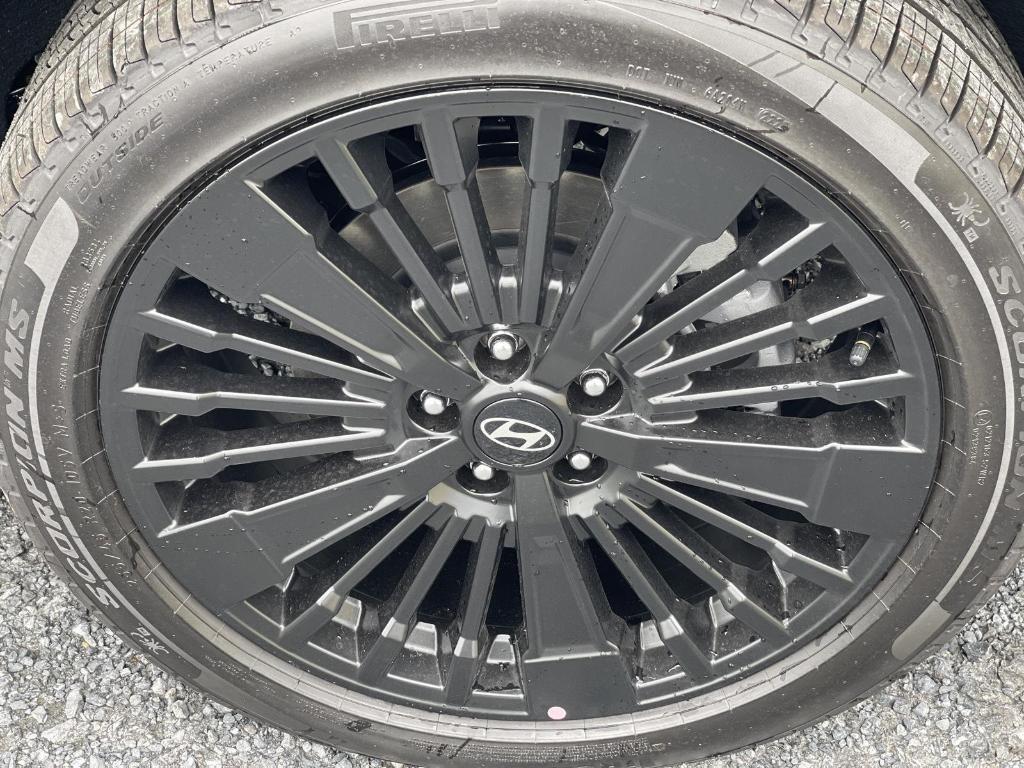 new 2026 Hyundai SANTA FE HEV car, priced at $51,595