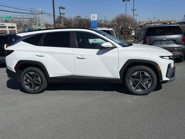 new 2025 Hyundai TUCSON Hybrid car, priced at $37,689