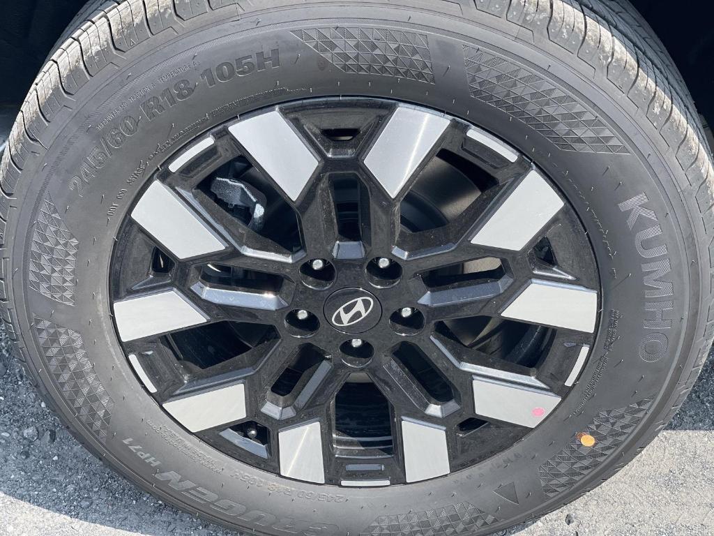 new 2026 Hyundai SANTA CRUZ car, priced at $33,425