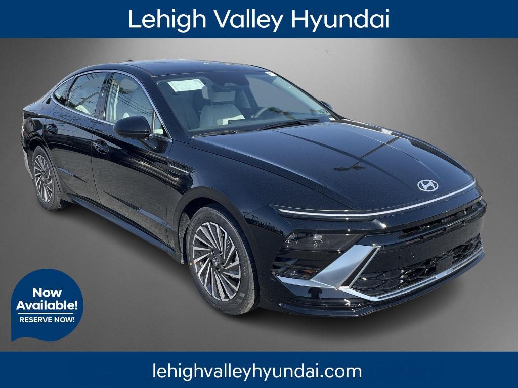 new 2025 Hyundai Sonata Hybrid car, priced at $32,290