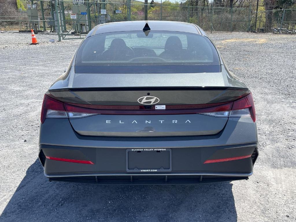new 2025 Hyundai Elantra car, priced at $24,352