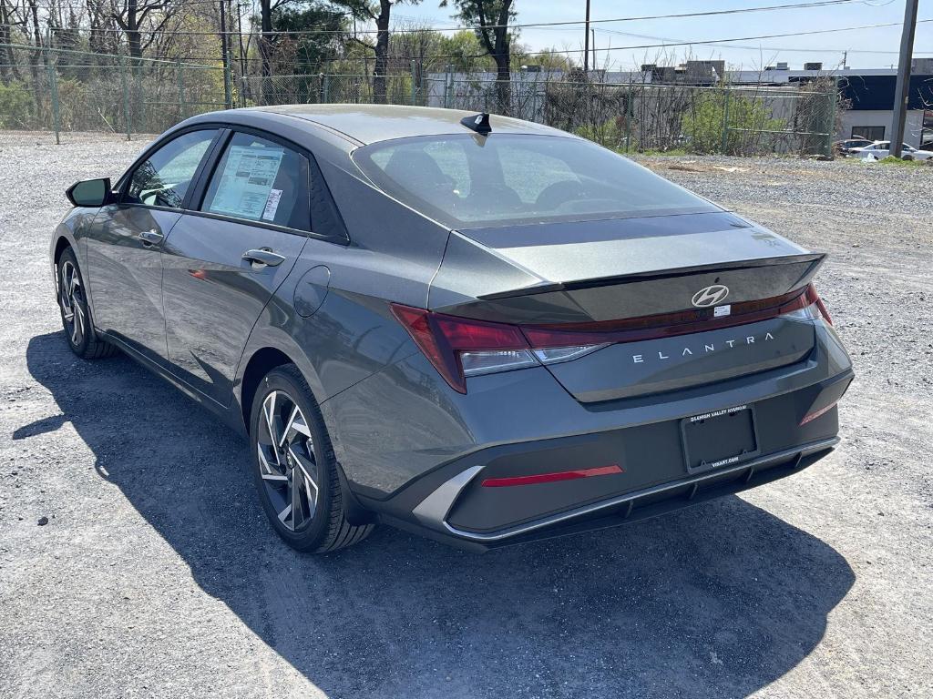 new 2025 Hyundai Elantra car, priced at $24,352