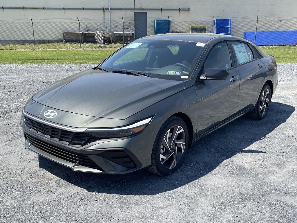 new 2025 Hyundai Elantra car, priced at $24,352