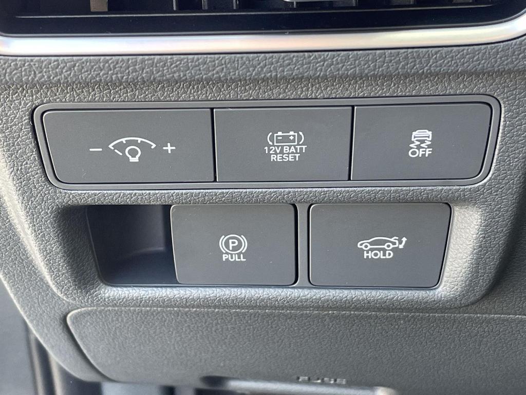 new 2025 Hyundai Sonata Hybrid car, priced at $38,705