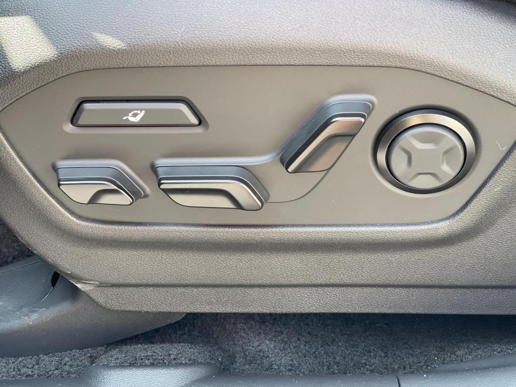 new 2026 Hyundai SANTA FE HEV car, priced at $51,653