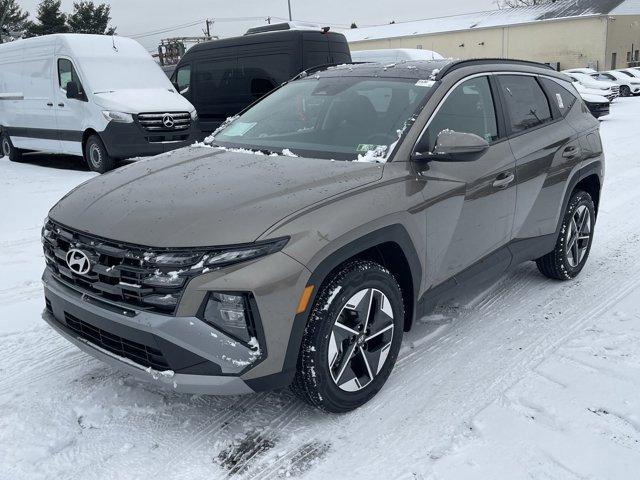 new 2025 Hyundai TUCSON Hybrid car, priced at $38,340