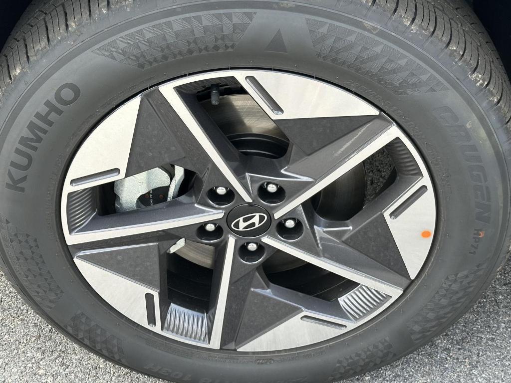 new 2026 Hyundai Tucson car, priced at $33,814