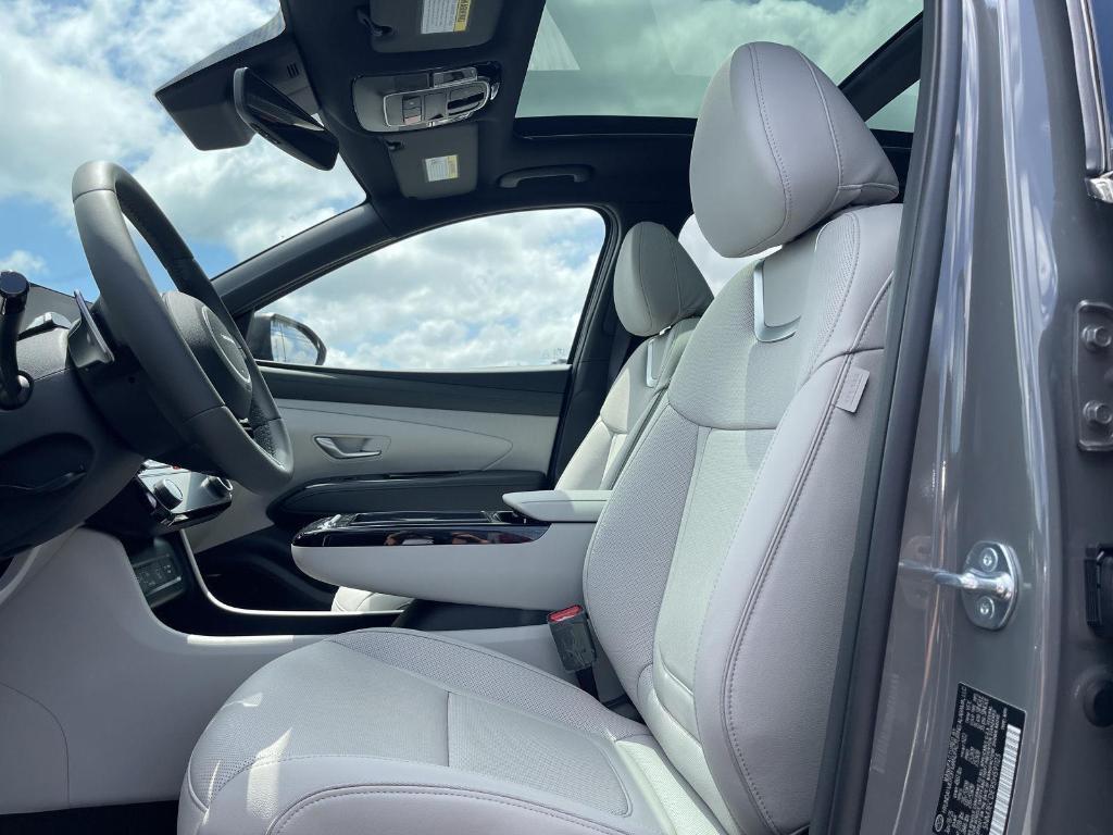 new 2026 Hyundai Tucson car, priced at $43,405