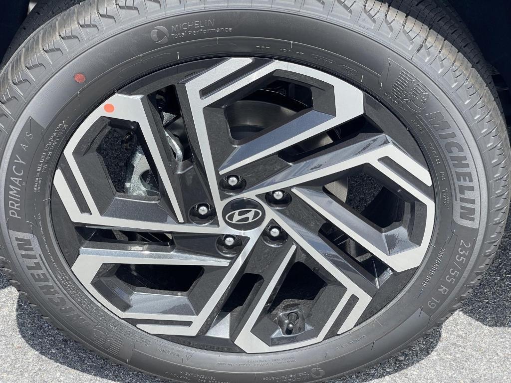 new 2026 Hyundai Tucson car, priced at $43,405