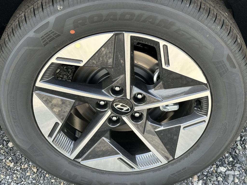 new 2025 Hyundai TUCSON Hybrid car, priced at $38,215