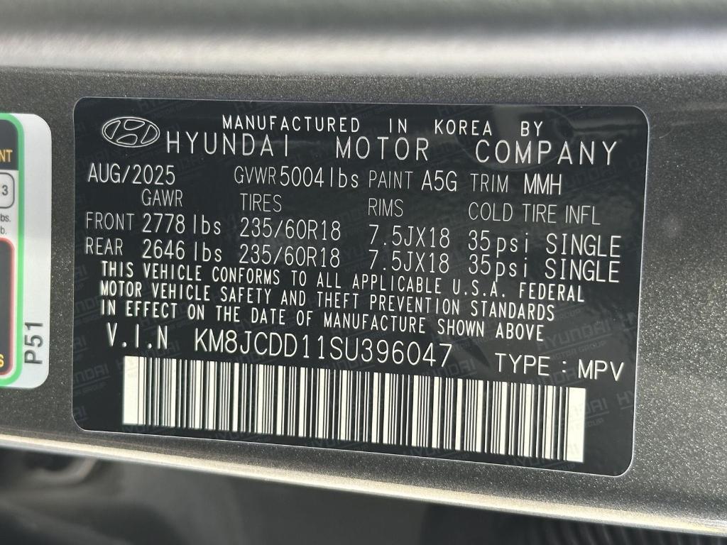 new 2025 Hyundai TUCSON Hybrid car, priced at $38,215