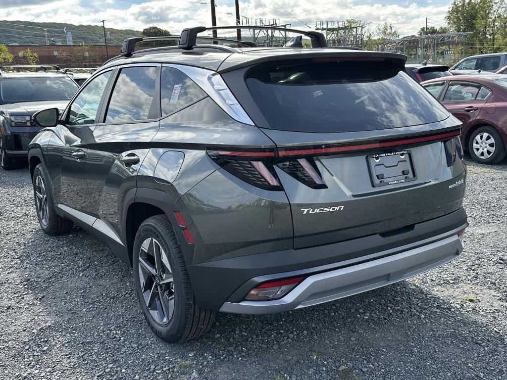 new 2025 Hyundai TUCSON Hybrid car, priced at $38,215