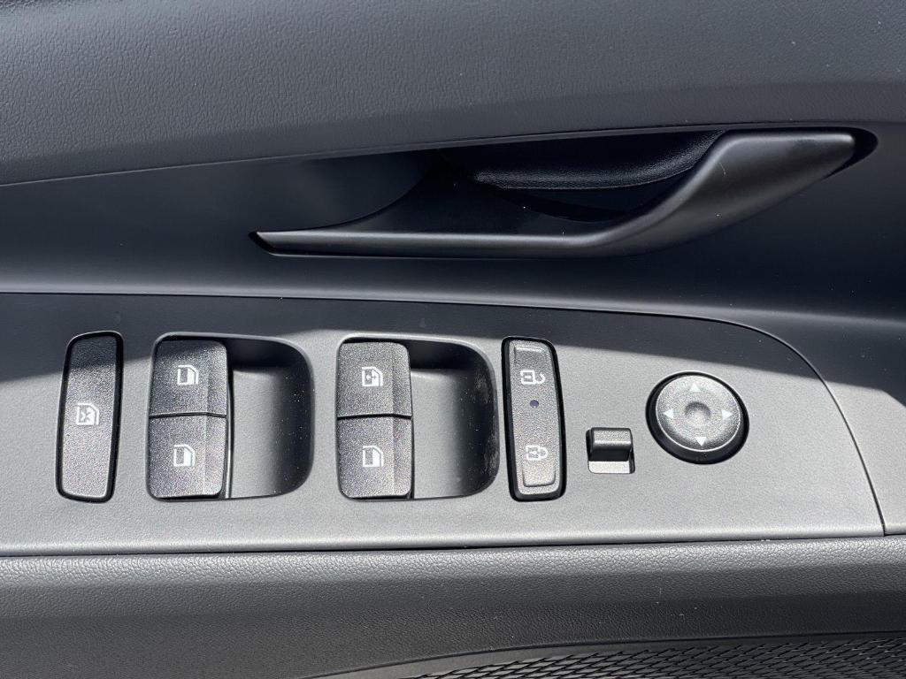 new 2025 Hyundai ELANTRA HEV car, priced at $29,120