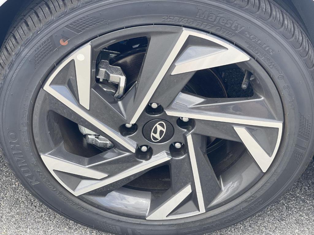 new 2025 Hyundai Elantra car, priced at $24,826