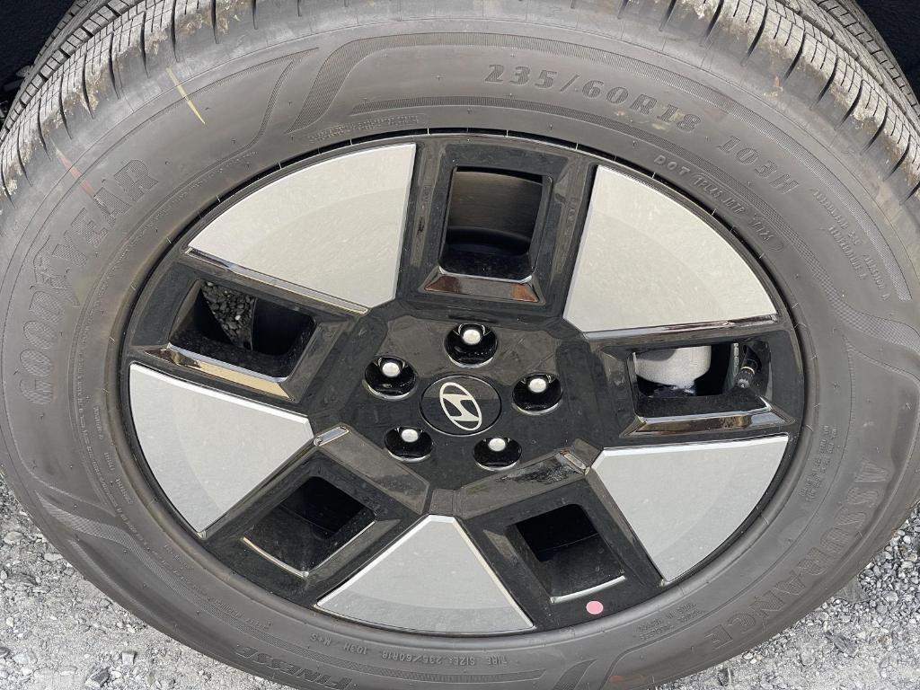 new 2026 Hyundai SANTA FE HEV car, priced at $39,678